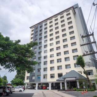 เรือนทิพย์ พัทยา คอนโดมิเนียม Ruanthip Pattaya Condominium
