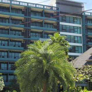 บ้านบางเสร่ คอนโดมิเนียม Baan Bang Saray Condominium