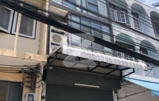 ขายตึกแถว-อาคารพาณิชย์ใกล้ BTS กรุงธนบุรี ซอยเจริญนคร 18 : เจ้าของขายเอง 