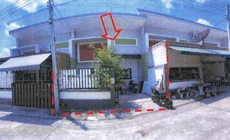 ทรัพย์ธนาคารโดย GHB ทาวน์เฮาส์ ร่มเย็น 2 ปลวกแดง-วังตาผิน (Romyen 2 Pluakdaeng-Wangtapin) 